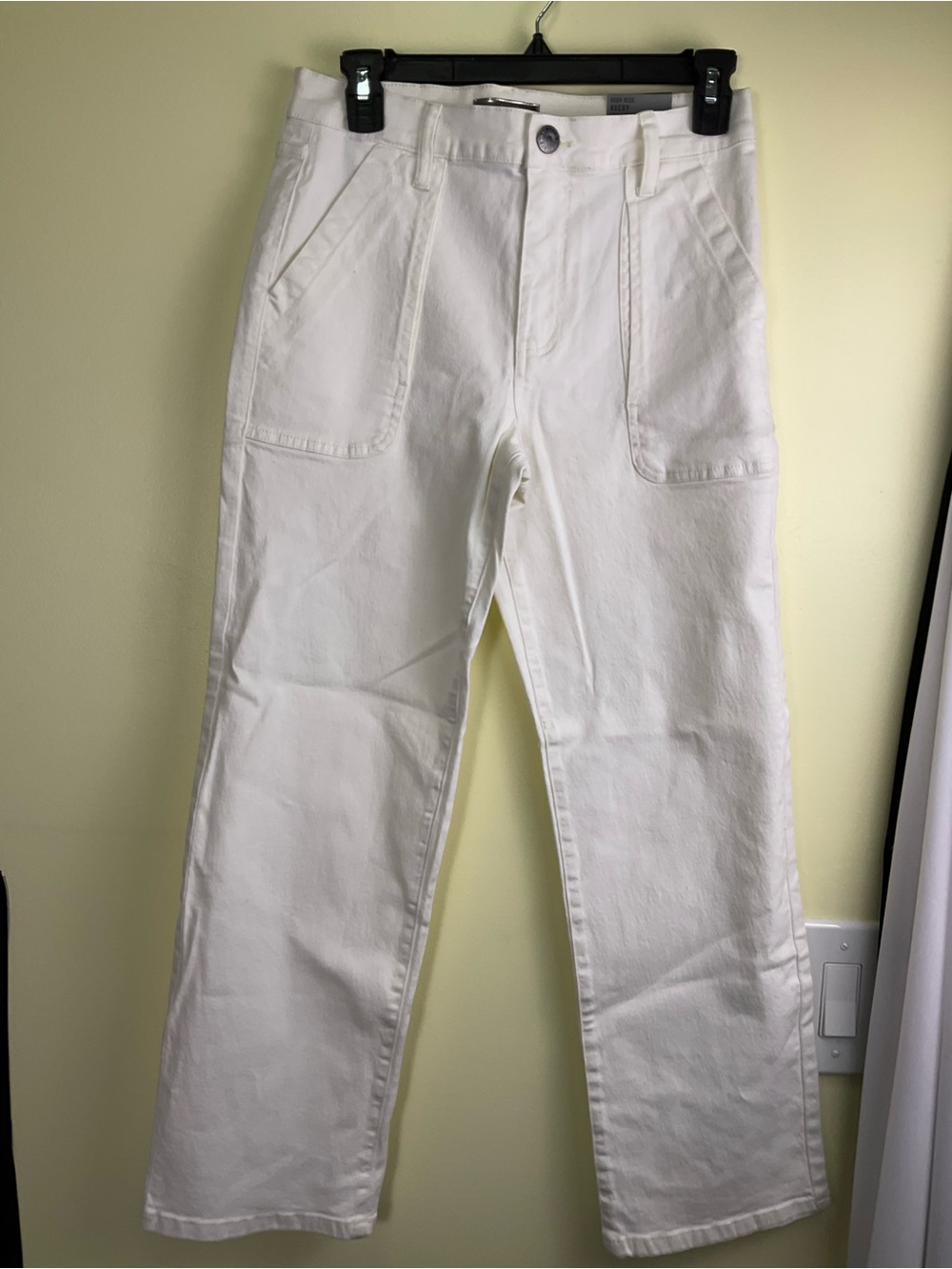 Kut from the Kloth High Rise Avery Easy Straight Leg Jeans - Ivory